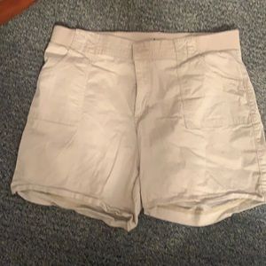 Lee khaki shorts size 12
